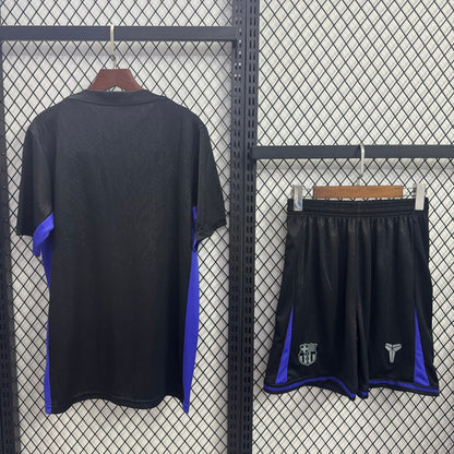 Ensemble 25/26 Barcelone Fourth Adult